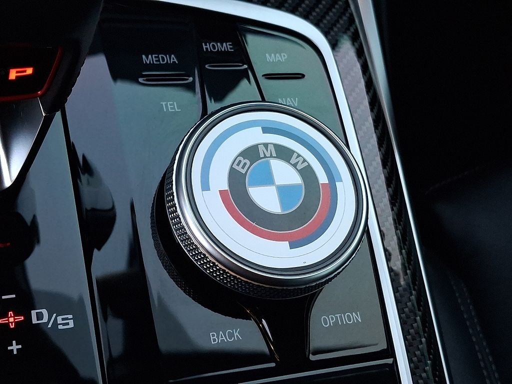 Thumbnail: 2024 BMW M2 - 23