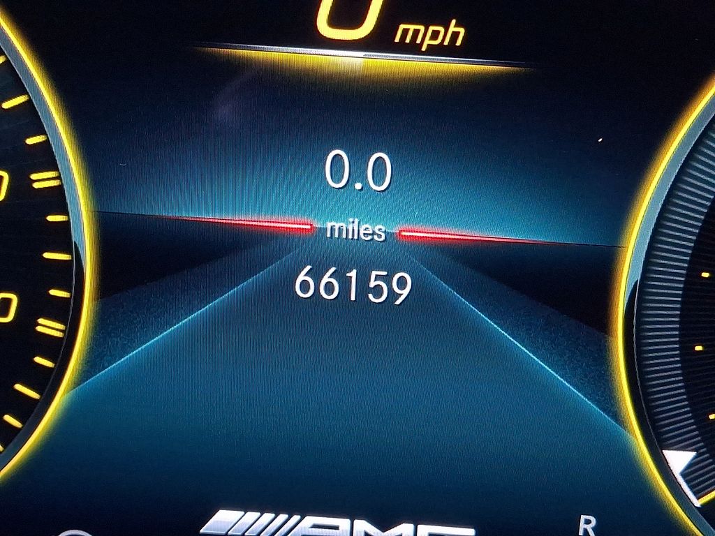 Thumbnail: 2021 Mercedes-Benz E-Class - 14