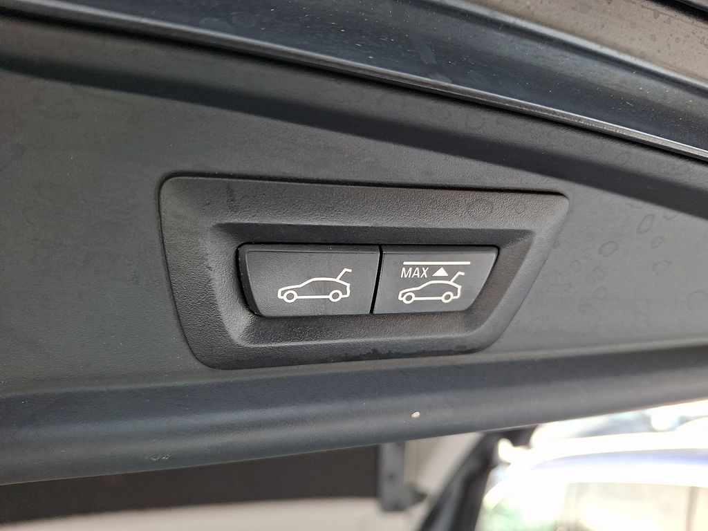 Thumbnail: 2017 BMW 5 Series - 28