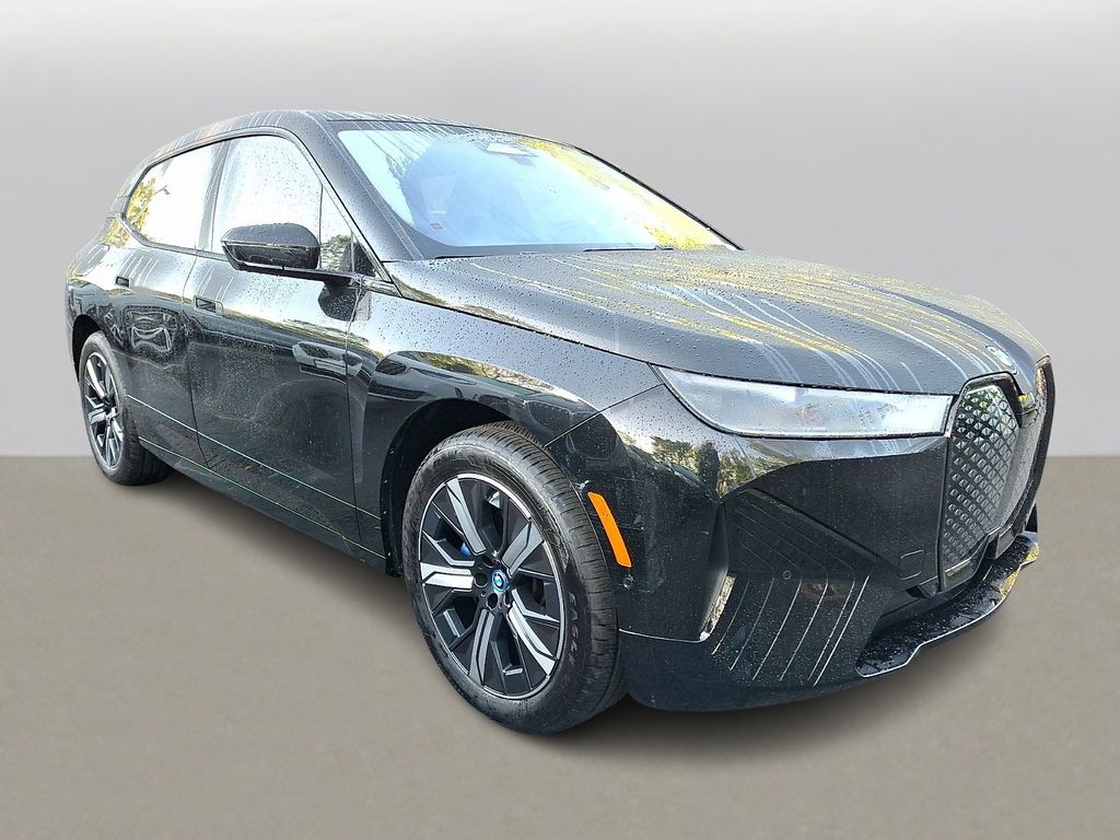 Thumbnail: 2023 BMW iX - 3
