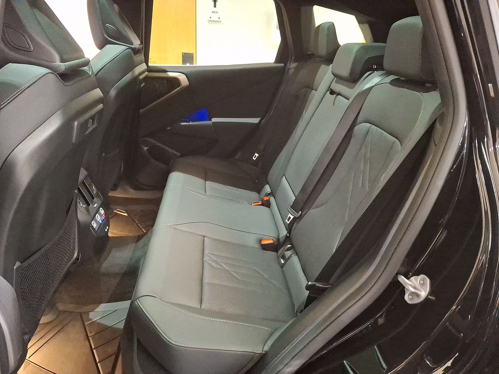 Thumbnail: 2025 BMW X3 - 8