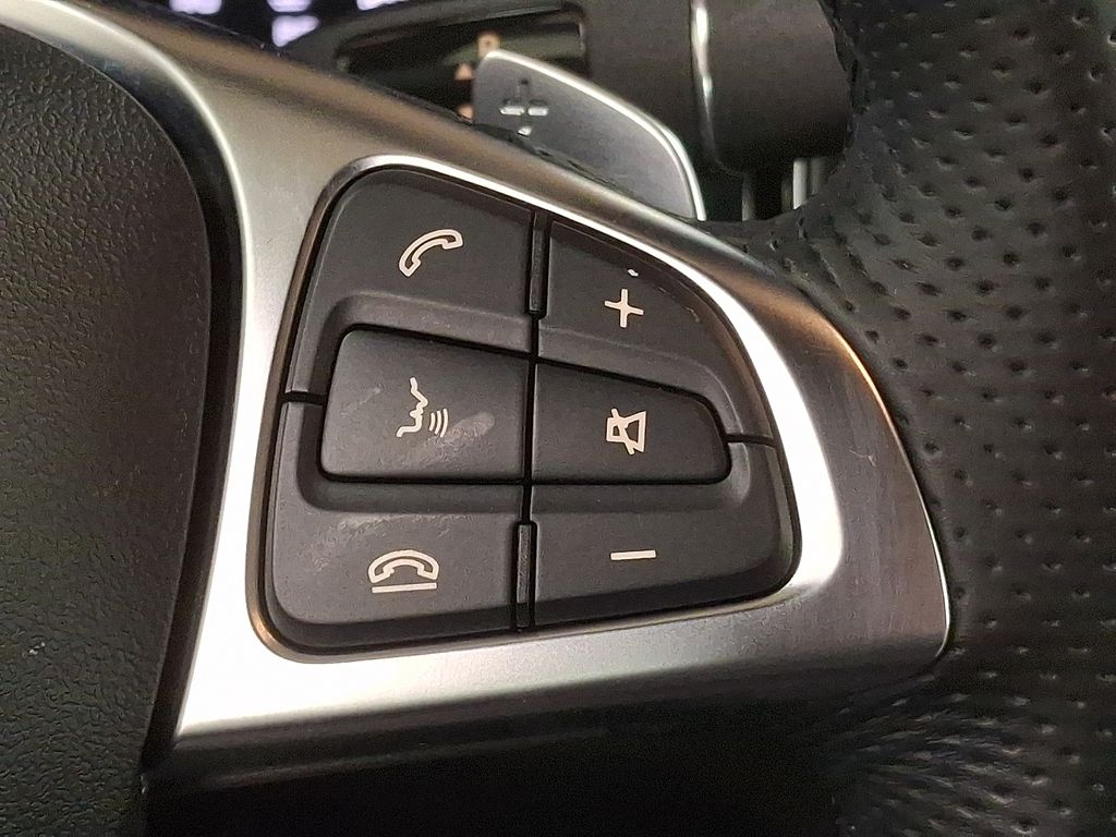 Thumbnail: 2017 Mercedes-Benz C-Class - 16