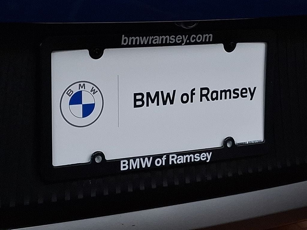 Thumbnail: 2024 Kia EV9 - 30