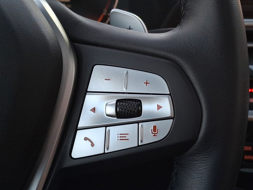 Thumbnail: 2023 BMW X4 - 15