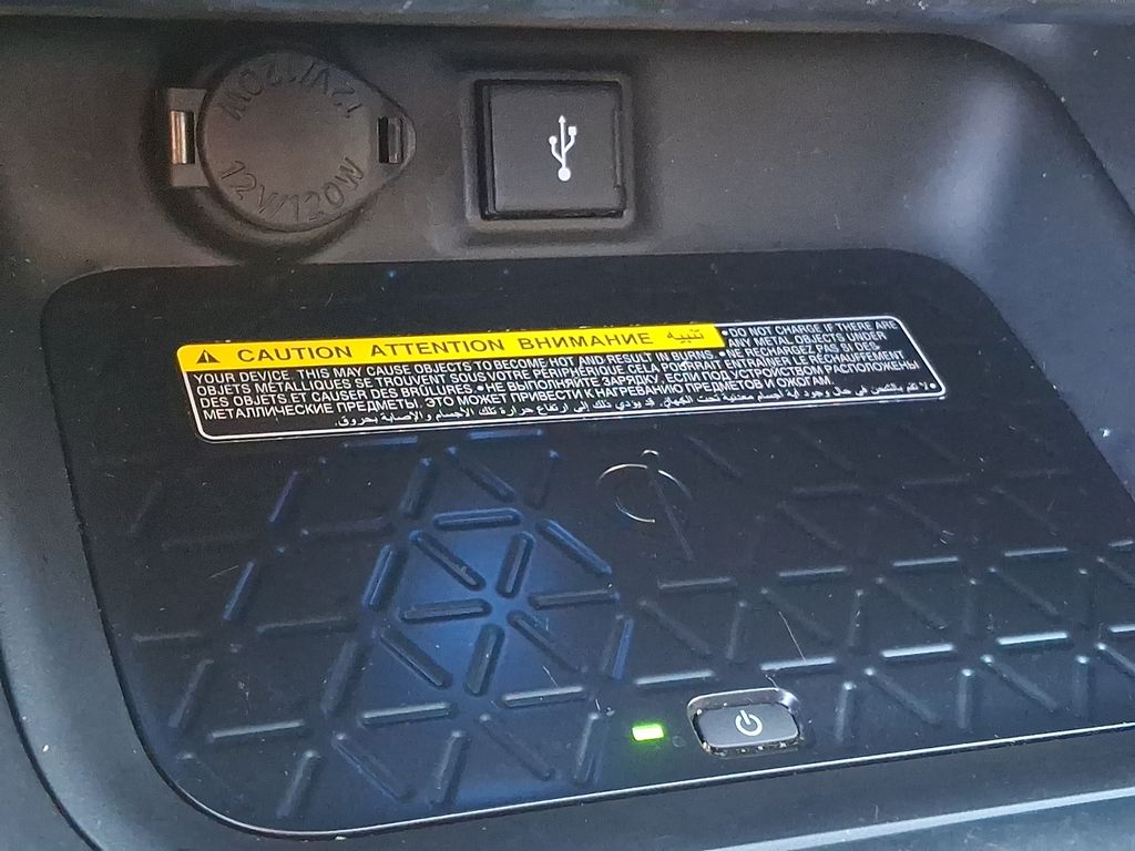 Thumbnail: 2020 Toyota RAV4 - 20