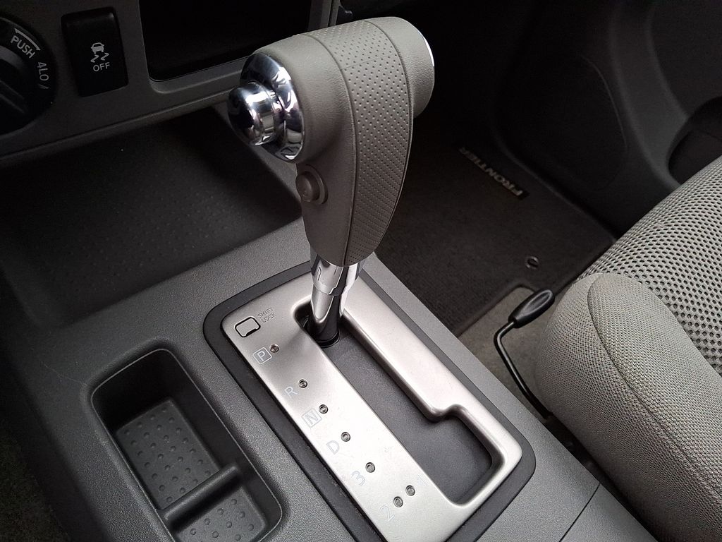 Thumbnail: 2018 Nissan Frontier - 9