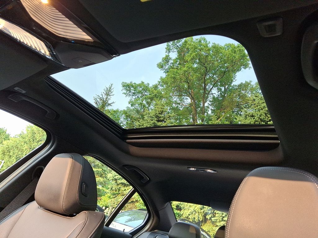 2024 BMW 3 Series 330e xDrive 13