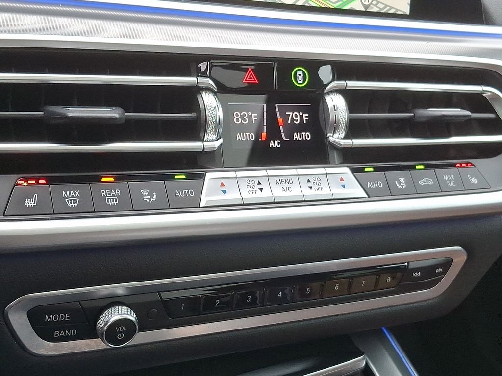 Thumbnail: 2022 BMW X5 - 10