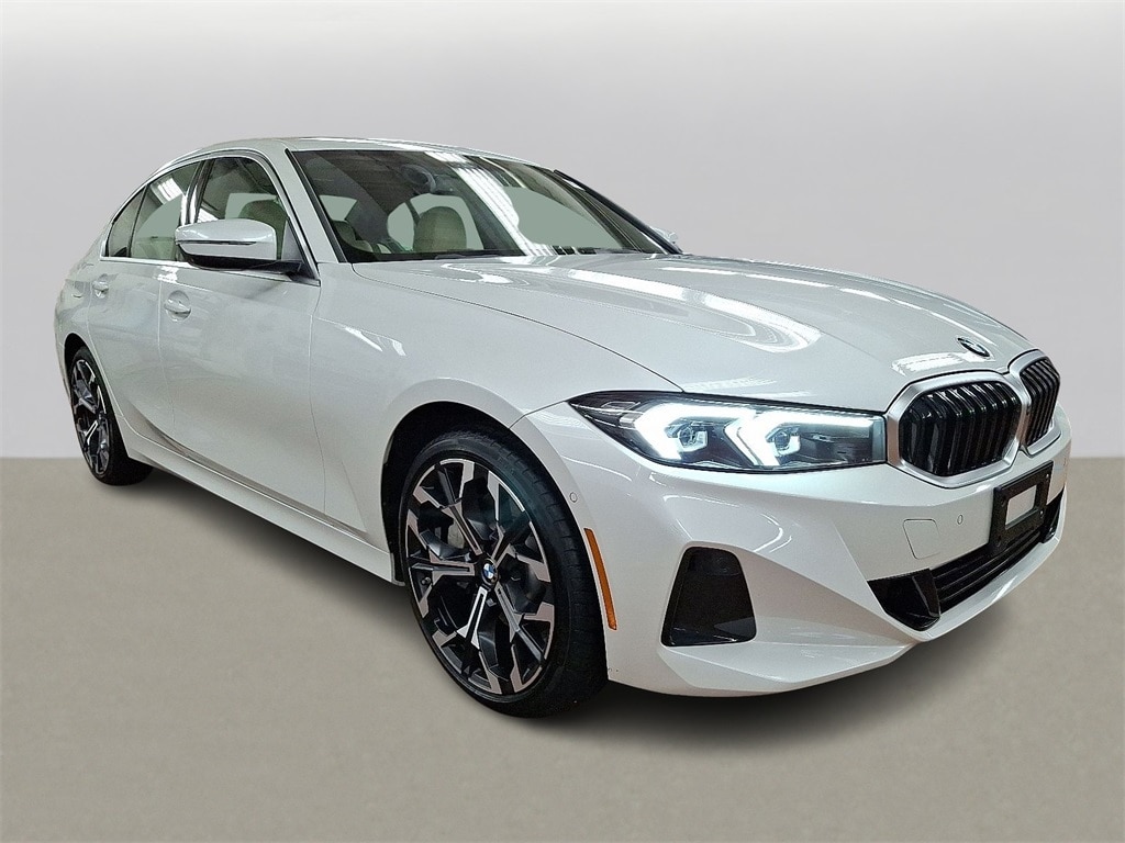 Thumbnail: 2025 BMW 3 Series - 3