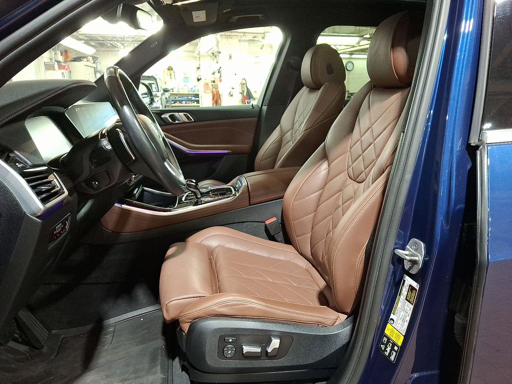 Thumbnail: 2023 BMW X5 - 10