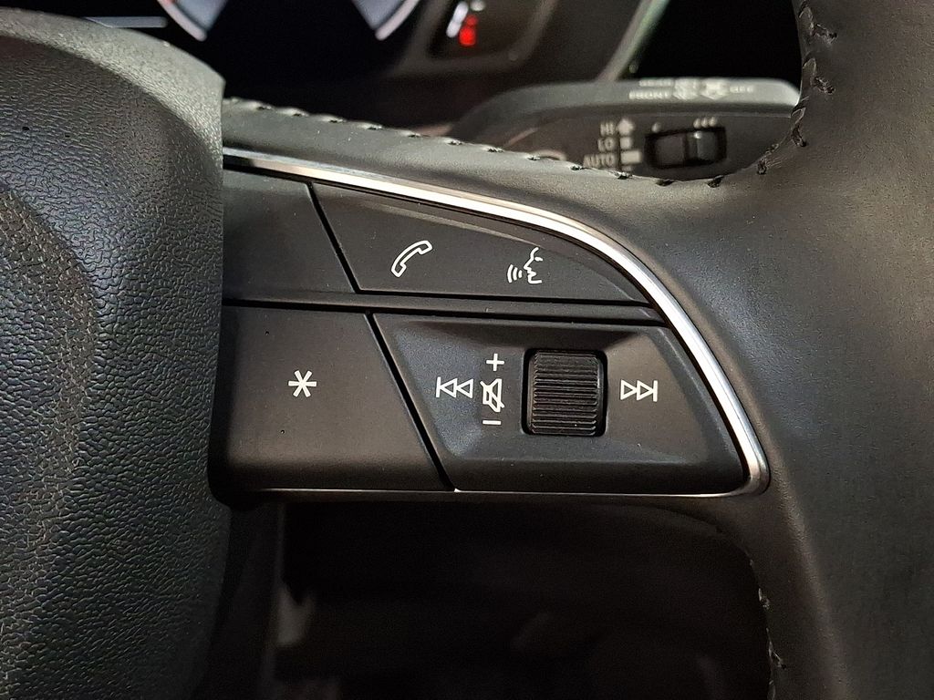 Thumbnail: 2019 Audi Q3 - 20