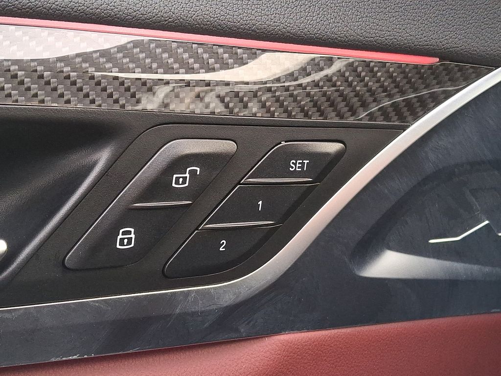 Thumbnail: 2024 BMW X4 - 25