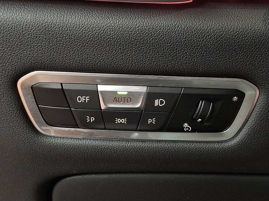 Thumbnail: 2023 BMW X5 - 19