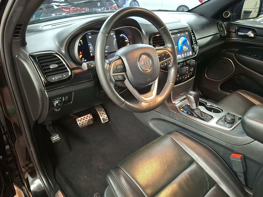 Thumbnail: 2020 Jeep Grand Cherokee - 10