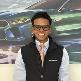 Staff member Tommy Taveras from ID_dd6836c19239