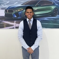 Staff member Tommy Taveras from ID_dd6836c19239