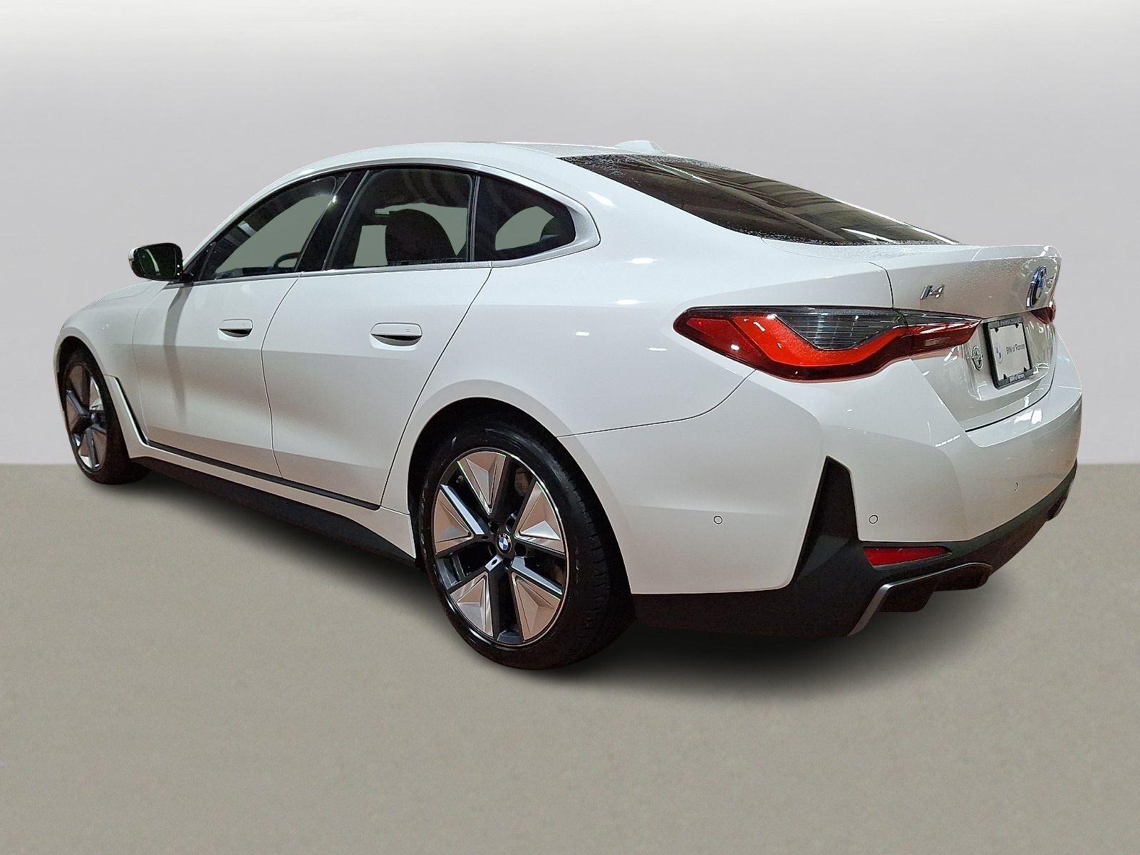 Thumbnail: 2025 BMW i4 - 5