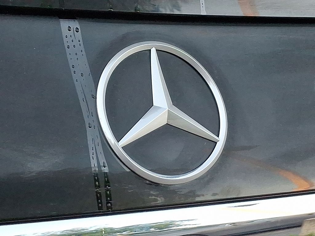 Thumbnail: 2020 Mercedes-Benz GLS - 25