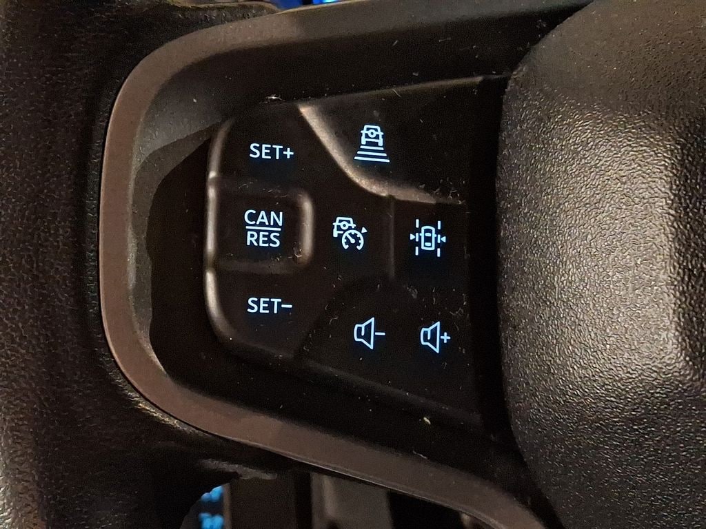 Thumbnail: 2022 Ford Bronco - 18