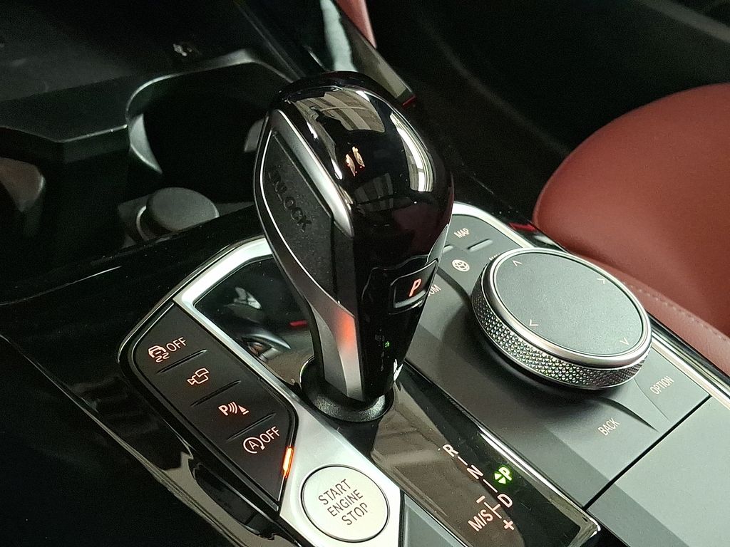 Thumbnail: 2024 BMW X4 - 12