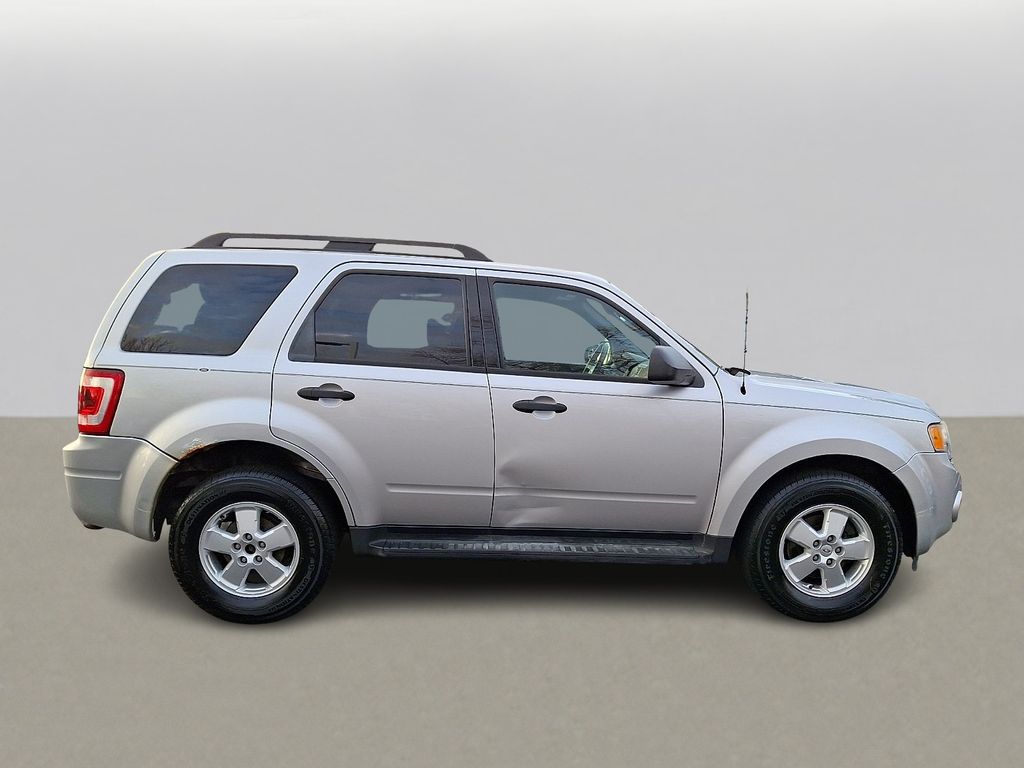 Thumbnail: 2012 Ford Escape - 4