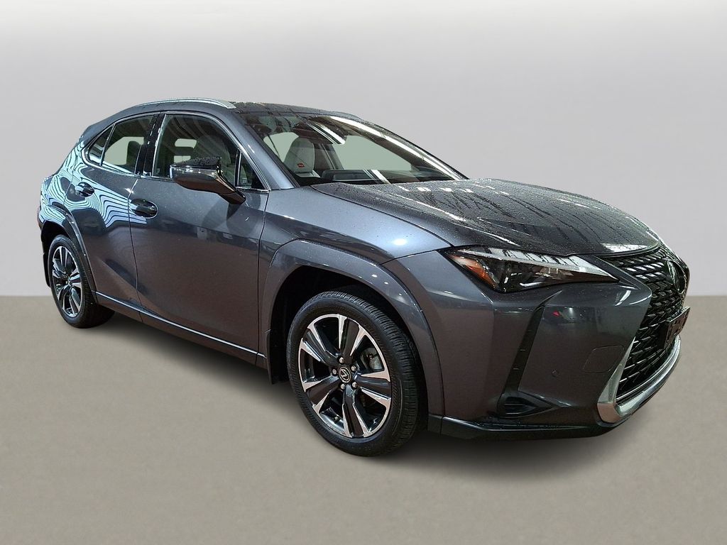 Thumbnail: 2023 Lexus UX - 3