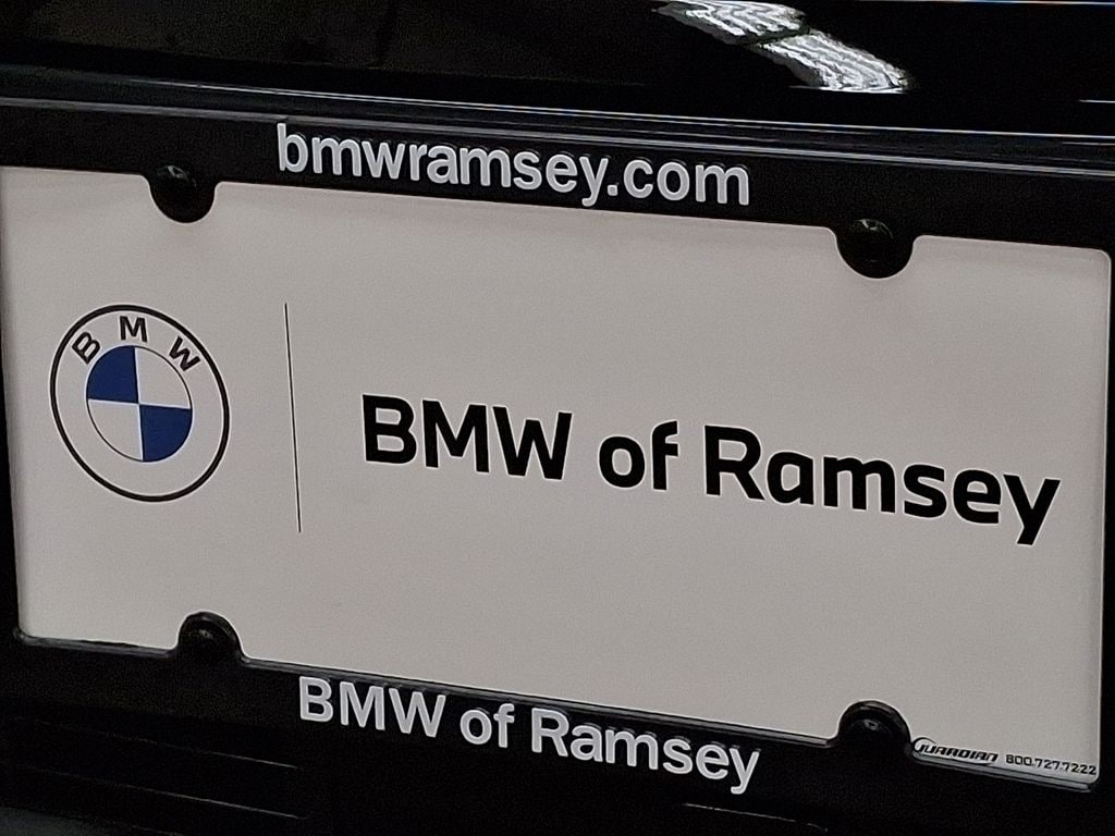 Thumbnail: 2017 Volkswagen Jetta - 30