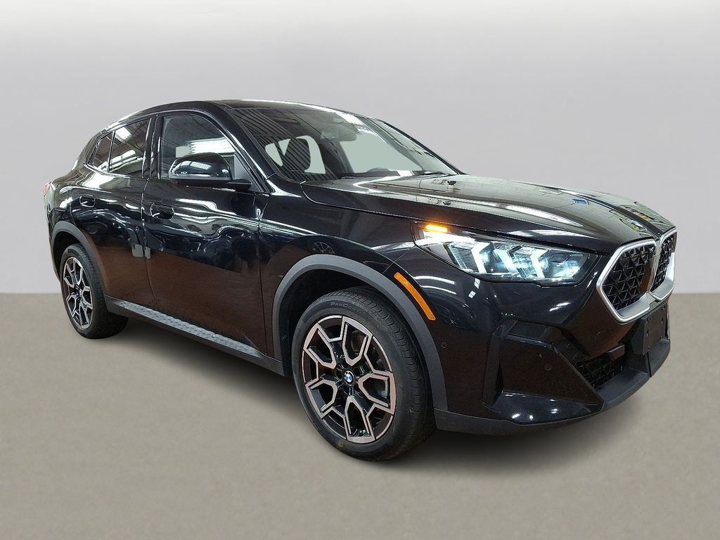 Thumbnail: 2025 BMW X2 - 3