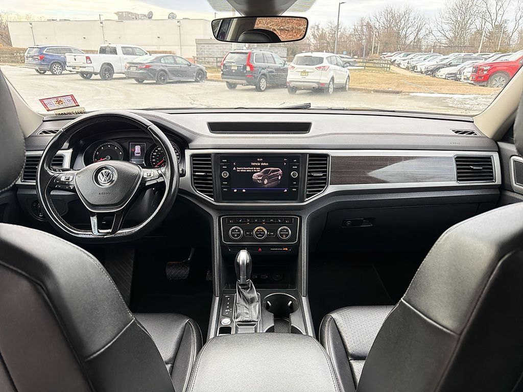 Thumbnail: 2019 Volkswagen Atlas - 18