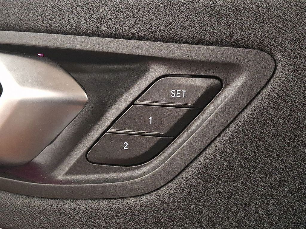 Thumbnail: 2025 BMW 2 Series - 22