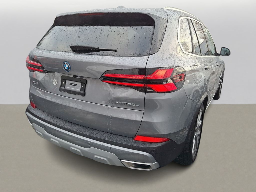 Thumbnail: 2026 BMW X5 - 4