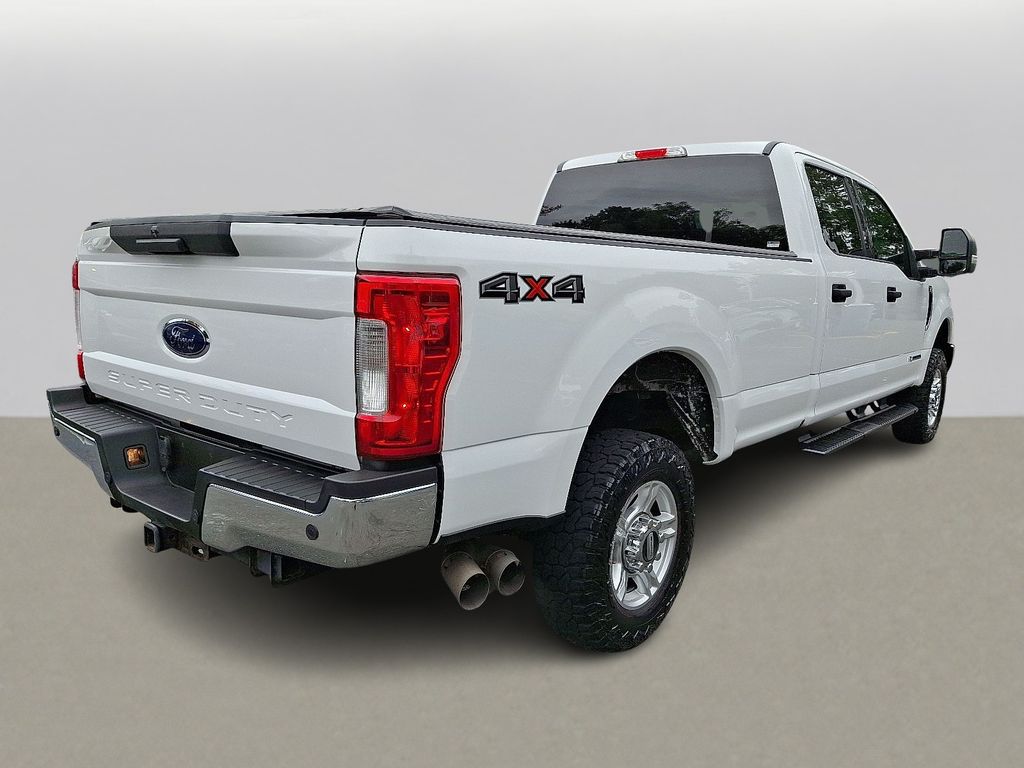 Thumbnail: 2017 Ford F-250 - 4
