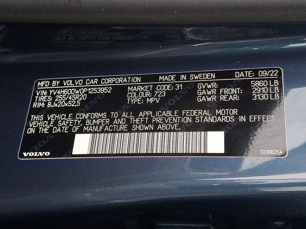 Thumbnail: 2023 Volvo XC60 - 26