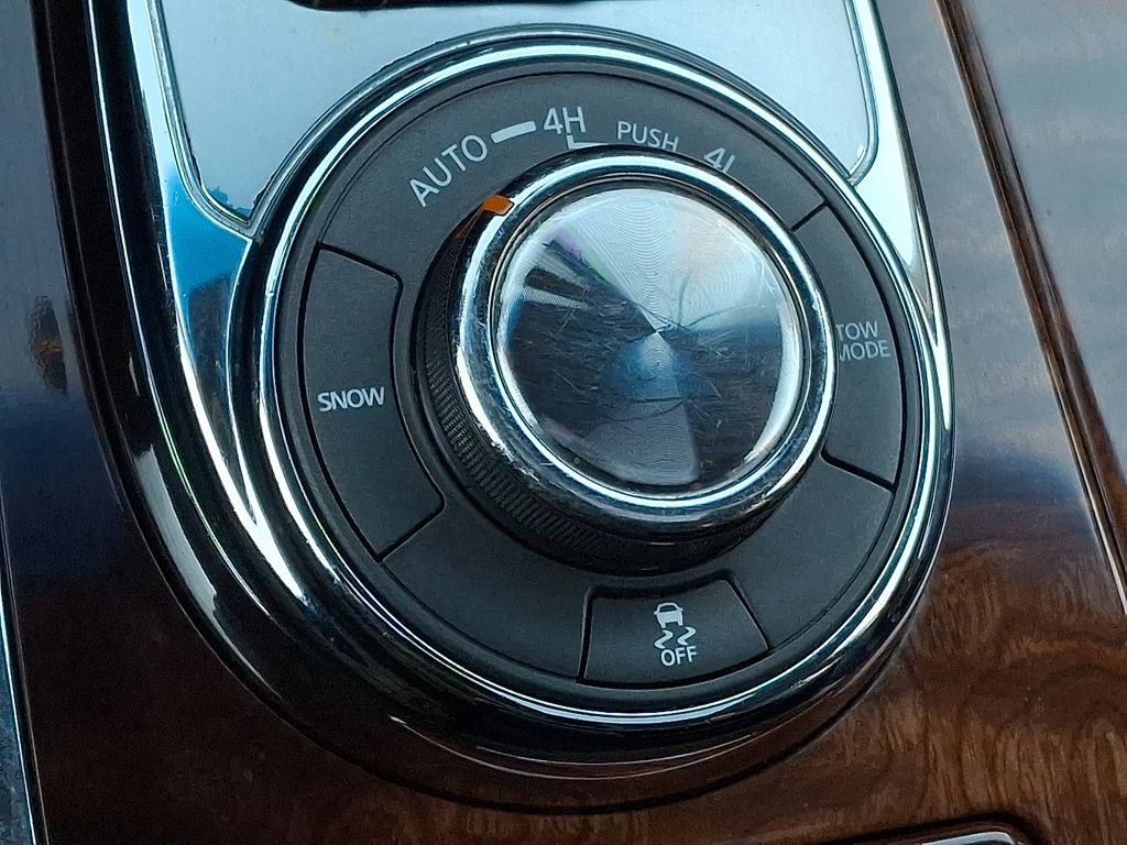 Thumbnail: 2016 INFINITI QX80 - 23