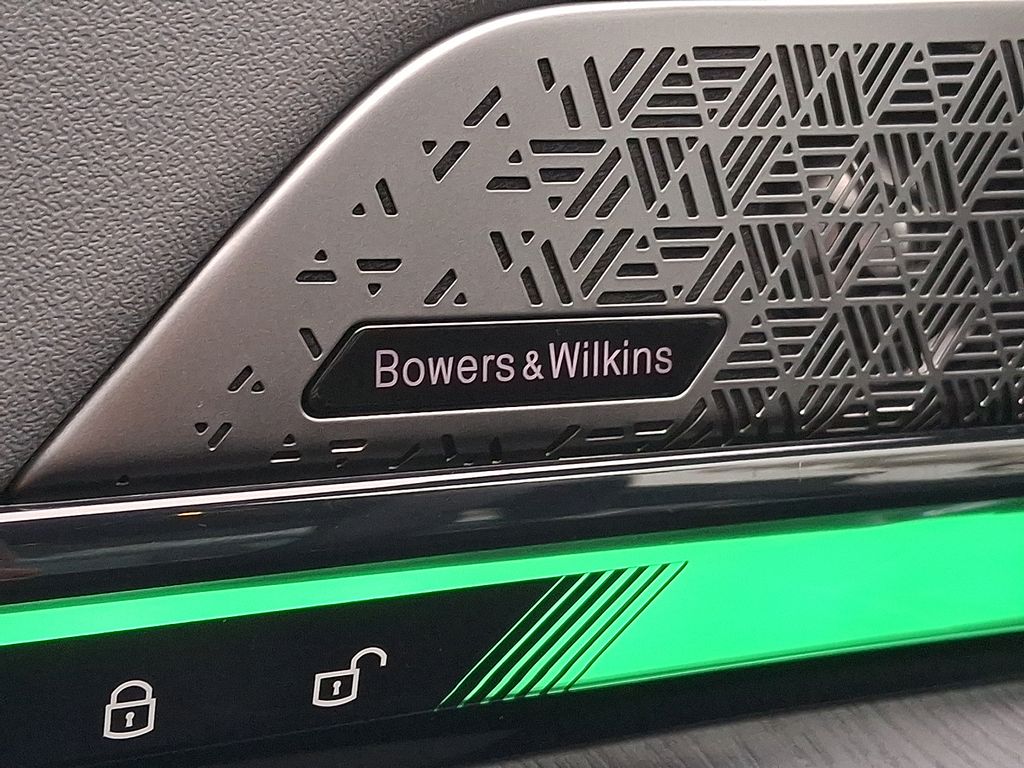 Thumbnail: 2025 BMW i5 - 24