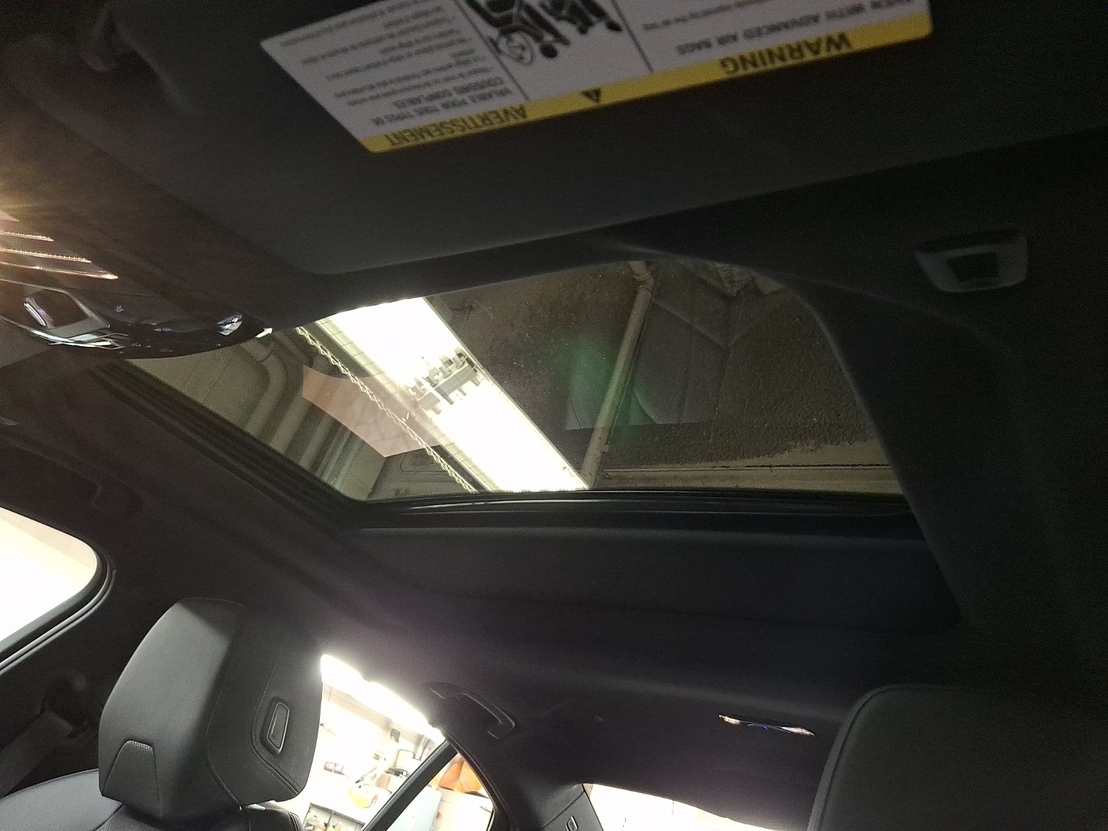 Thumbnail: 2025 BMW 5 Series - 9