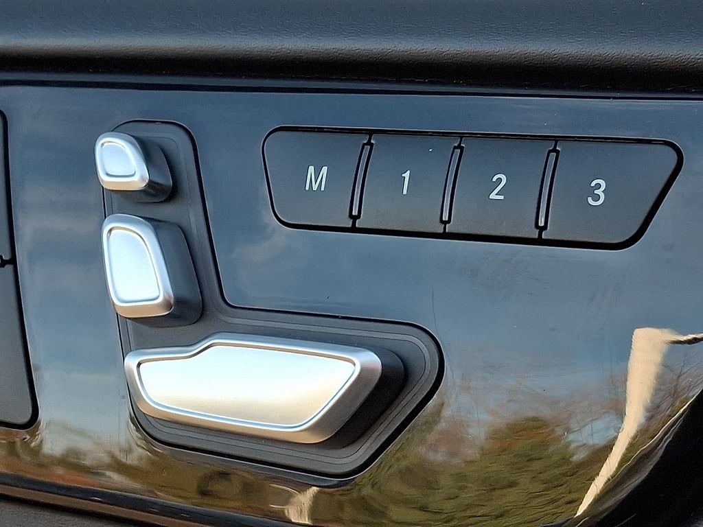 Thumbnail: 2019 Mercedes-Benz GL-Class - 23