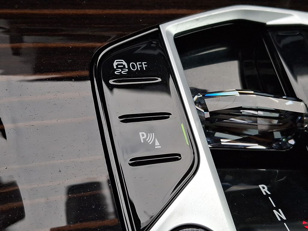 Thumbnail: 2026 BMW X7 - 20