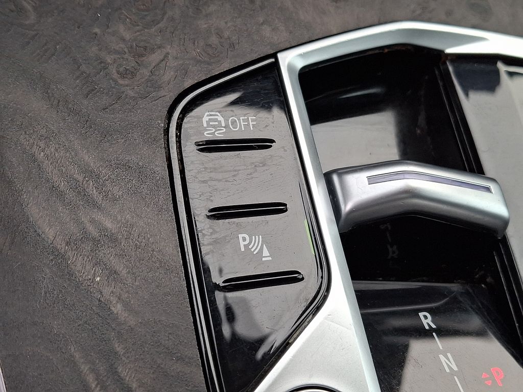 Thumbnail: 2023 BMW X7 - 19