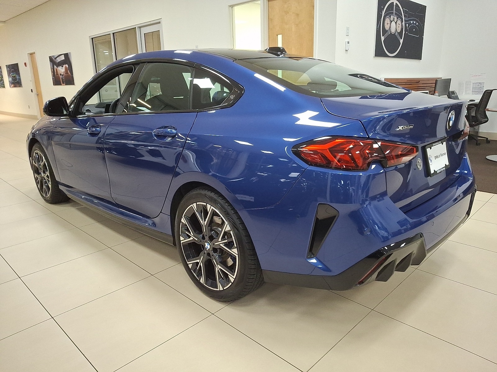 Thumbnail: 2025 BMW 2 Series - 6