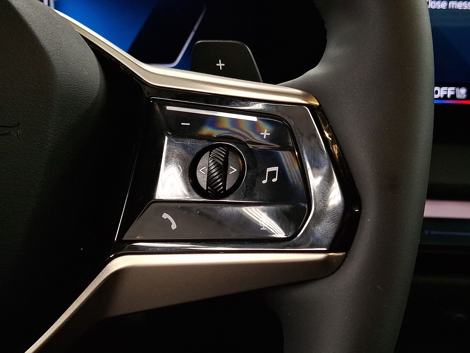 Thumbnail: 2025 BMW X3 - 18