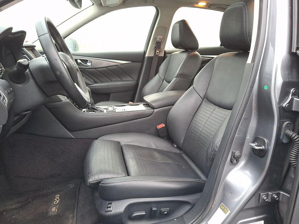 Thumbnail: 2018 INFINITI Q50 - 9