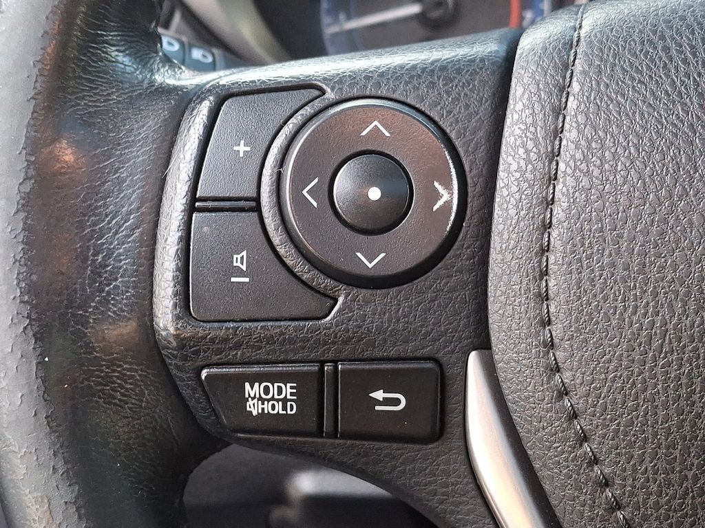 Thumbnail: 2016 Toyota Corolla - 19