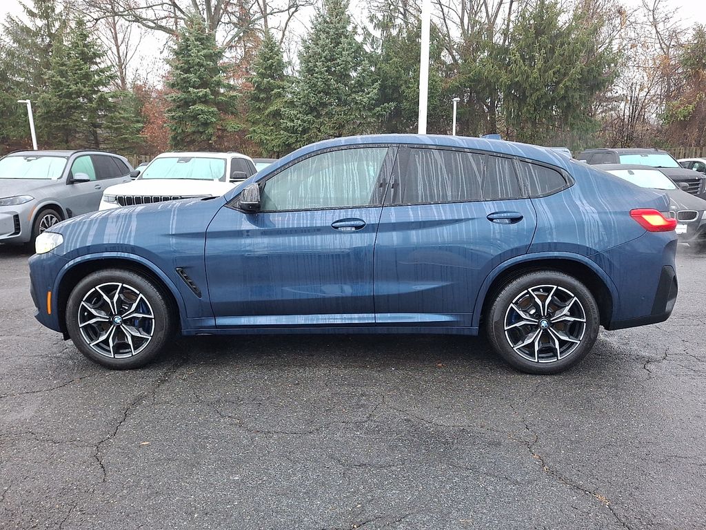 Thumbnail: 2025 BMW X4 - 6
