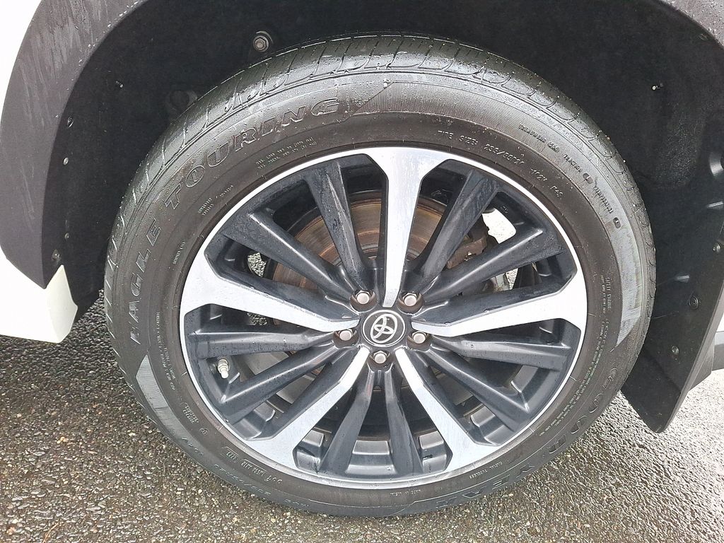 Thumbnail: 2021 Toyota Highlander - 6