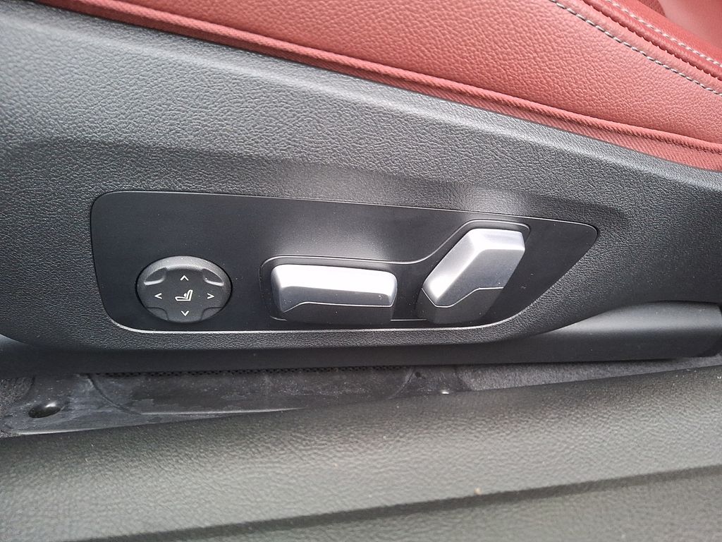 Thumbnail: 2023 BMW 4 Series - 11