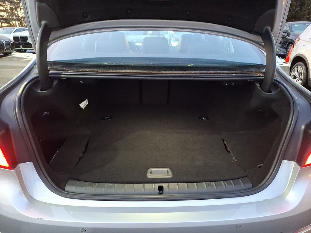 Thumbnail: 2018 BMW 5 Series - 26