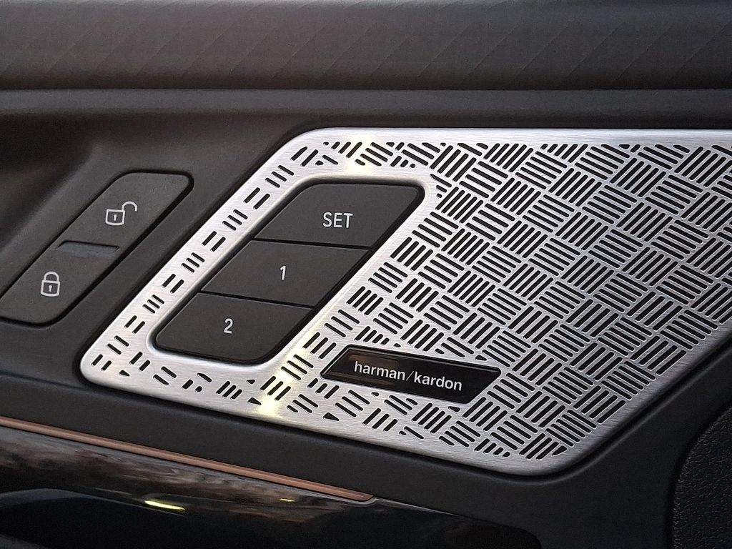 Thumbnail: 2025 BMW X2 - 22