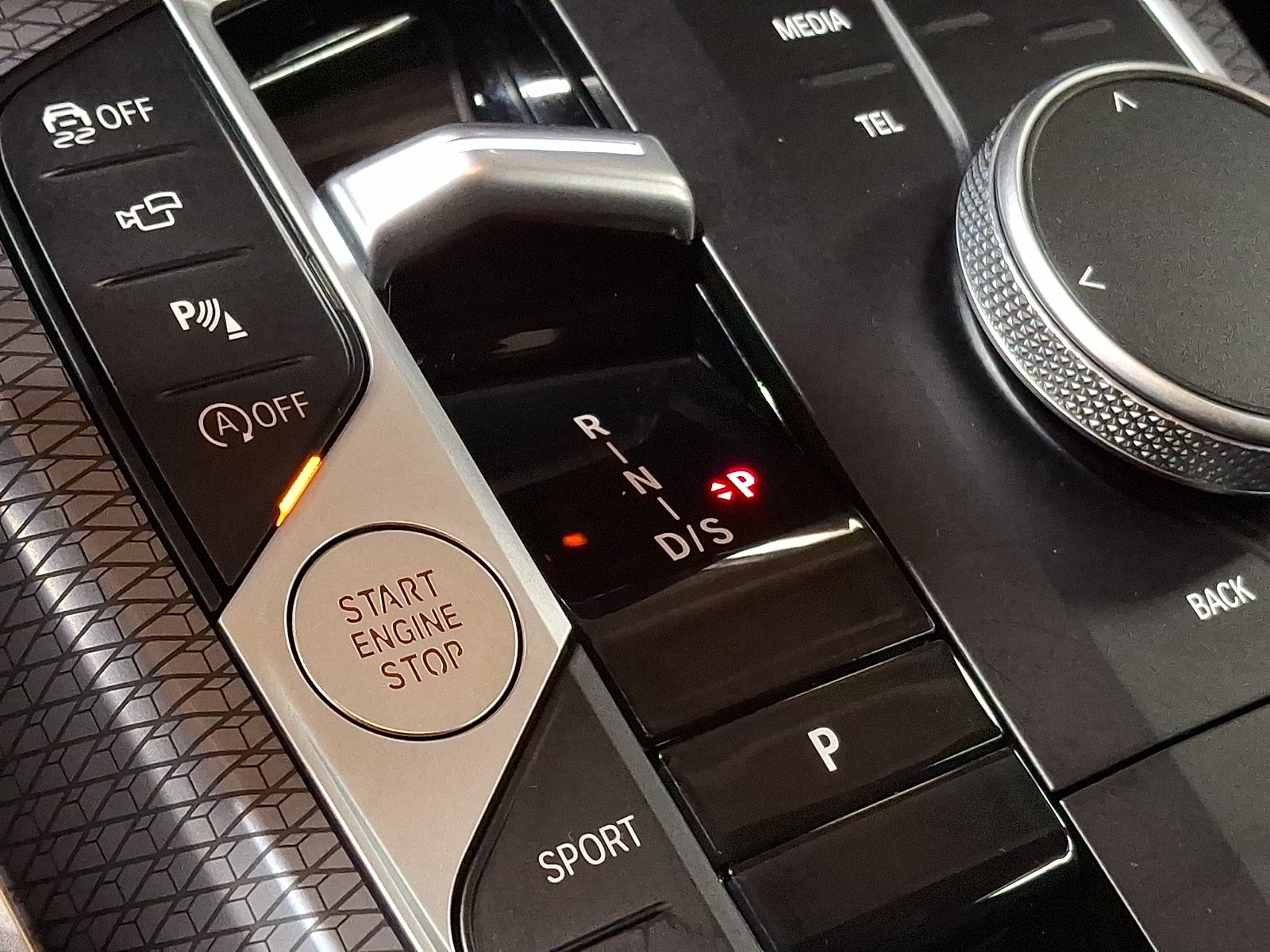 Thumbnail: 2025 BMW 4 Series - 12