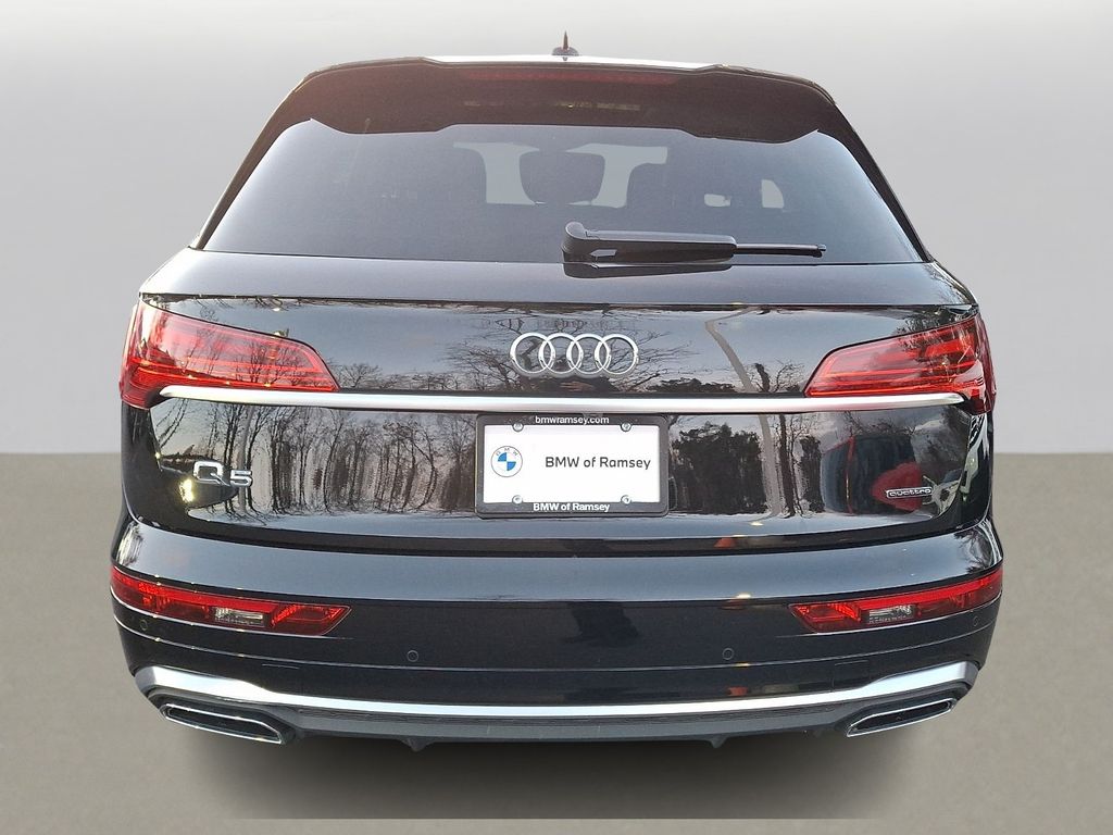 Thumbnail: 2024 Audi Q5 - 4